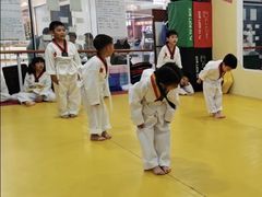 -浛道跆拳道·拳击·体适能