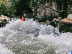 -雅鲁激流探险漂流
