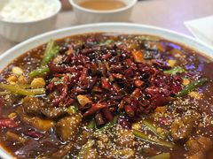 大蒜烧鲶鱼-北京邮电大学-清真餐厅