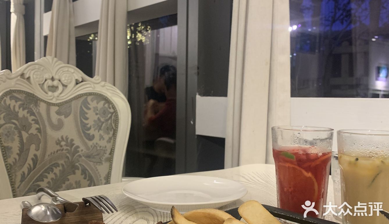 苏宁广场吃什么