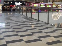 -新田360广场(上海华侨城店)