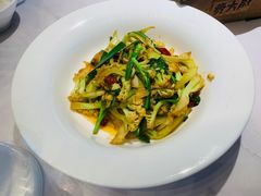 -费大厨辣椒炒肉(黄兴中心广场店)