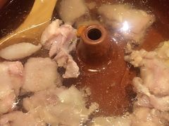 -云海肴·汽锅鸡·云南菜(天山百盛优客店)