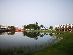 -巨鹰广场