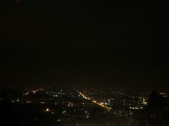 -鬼笑石后山停车场