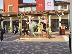 -佛罗伦萨小镇广佛名品奥特莱斯(疏港路店)