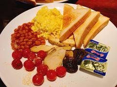 -JINNS锦时 steak&pizza(浸信会礼拜堂旧址店)