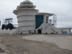 -北戴河碧螺塔海上酒吧公园