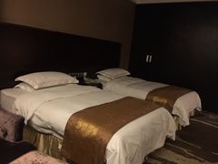 -龙岩东方凯悦商务酒店(国际美食城店)