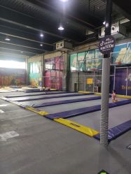 -AP爱蹦哒口袋屋蹦床公园(米房店)