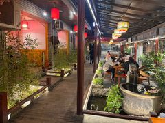 -三道苗苗鱼·美蛙黄辣丁(八里店)