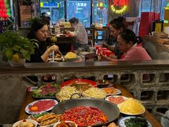 -萍姐火锅·公路夜市(武汉首店)