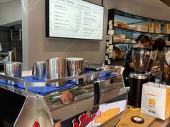 -方炉·天然食材面包店(青秀店)