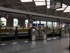 -漕溪路(地铁站)