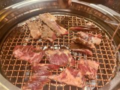 -韩烧牛中牛·甄选黑牛烤肉(黑金店)