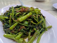 -新峰肉骨茶