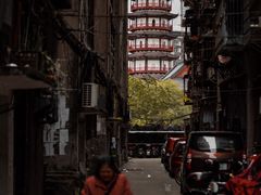 -绳金塔