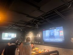 -麦凯伦烧烤·精酿超级工厂店(金桥总店)