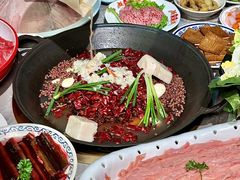 -沸炉重庆老火锅(军事博物馆店)
