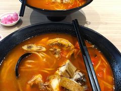 酸汤鸡块米线-苗乡米线(建军路店)