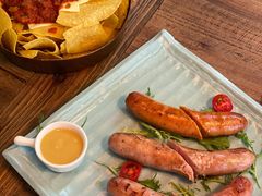 烤德国香肠-SISTERS BAR RESTAURANT川意酒馆(嘉善老市H楼店)
