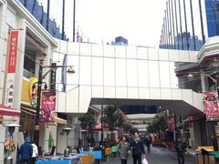 -百老汇美食街