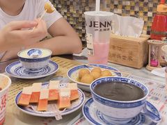 -广信牛奶甜品世家(台东店)