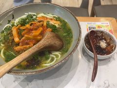 -百春原湖南牛肉粉(百联世纪店)