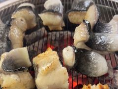 -围炉肉舍•炭烤活鳗•丹东海鲜烤肉(步行街店)