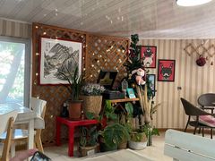 等位区-Rabbit Cafe私房西餐甜点咖啡(栖霞路店)