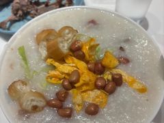 荔湾艇仔粥-龙记香港茶餐厅(久光百货店)