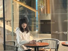 -星巴克臻选(济南恒隆店)