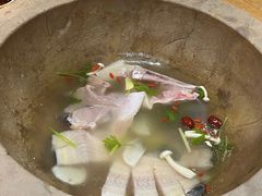 -鲜呦蒸汽石锅鱼(北辰路店)