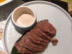 古法盐蘸牛肉-老头儿油爆虾·知味杭州(爱琴海购物中心)