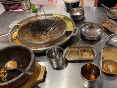 -哈哈碳都·牛肋条无限自助烤肉(台江万达店)
