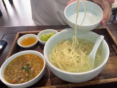 -蟹上黄·蟹黄面·江南糖水(人民广场店)