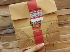 -西树泡芙(湖滨银泰in77B区店)