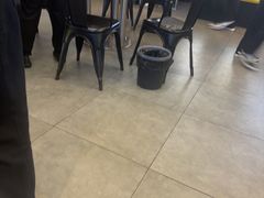 -蚝美人·生蚝海鲜烧烤(茶花园店)