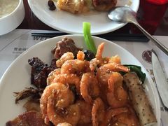 -荣誉国际酒店-云顶旋转餐厅