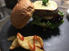 芝士汉堡-HIGH FIVE哈福手工汉堡(桂林路店)