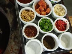 -朝伟清真铜瓢牛肉馆(三十年老·店)