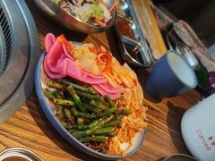 -明洞阿姨·韩式酱蟹烤肉·创意料理(三元桥店)