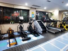 -迈劲健身专业私教(朝青汇店)