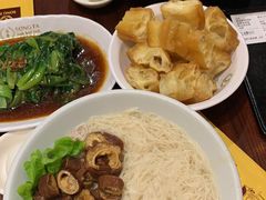 特级龙骨面线汤-松发肉骨茶SongFa(静安嘉里中心店)