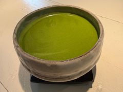 -彳亍咖啡·这里(水湾路店)