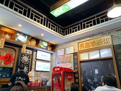 -黑白电视长沙小吃(美林M·LIVE天地东座店)