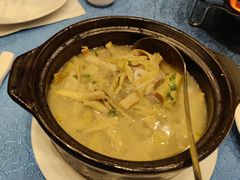 风干肉石笋煲-老淳安—伴山伴湖(千岛湖开元度假村店)
