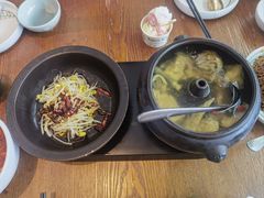 云南经典汽锅鸡-云海肴·汽锅鸡·云南菜(苏州中心店)