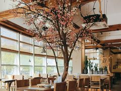 -蜜桃餐厅·伴山(湖滨商业街店)