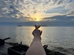 -Sunset Bar(丹绒亚路香格里拉店)